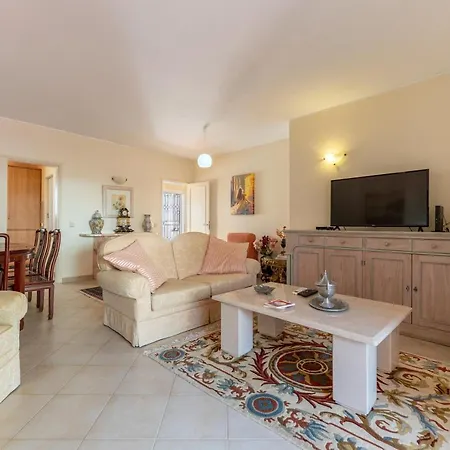 2 Bdr W/balcony In Vale Do Lobo By Lovelystay דירה